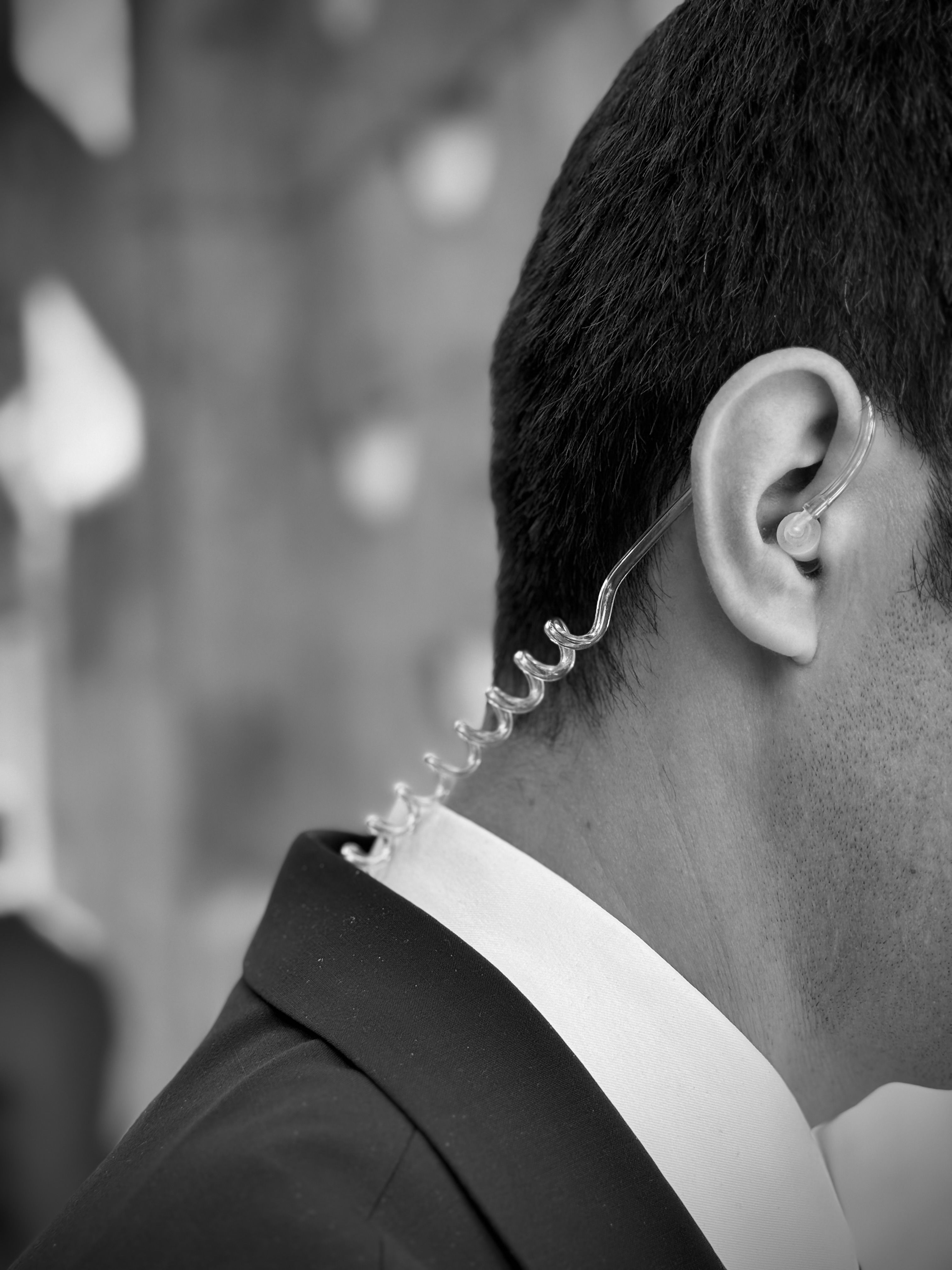 Personal de seguridad con auricular